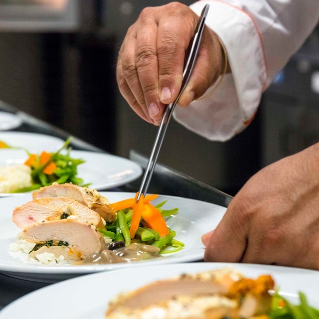 5 taisyklės, kaip sudaryti tobulą grupės valgiaraštį su mėsos patiekalais